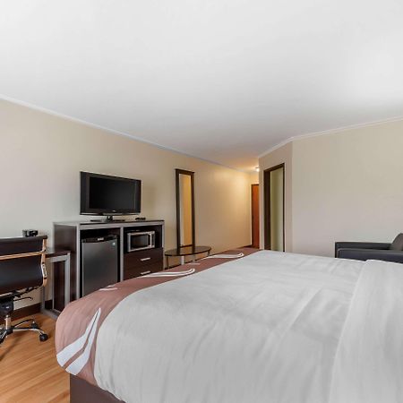 Quality Inn Фейрборн Екстер'єр фото